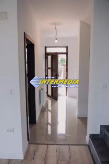 casa-noua-de-vanzare-finisata-la-cheie-in-alba-iulia-2